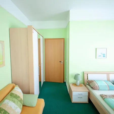 Und Appartementhaus Rheden 3* 글리니케