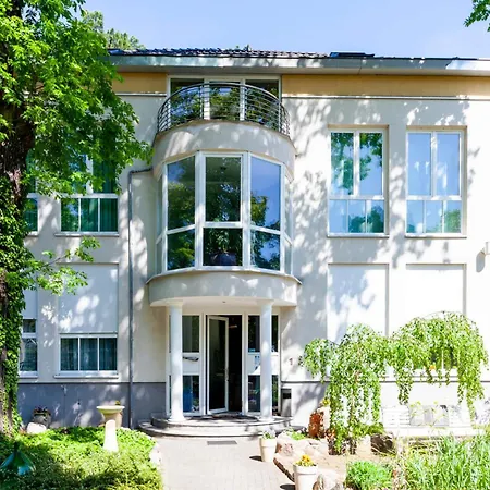 Und Appartementhaus Rheden 3*