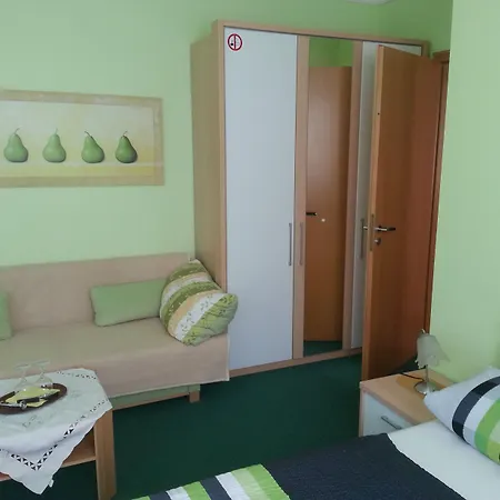 Und Appartementhaus Rheden 아파트호텔 3*