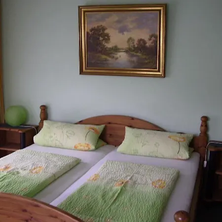 Und Appartementhaus Rheden 아파트호텔 3*